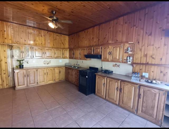 3 BEDROOM HOUSE FOR SALE IN PRIMROSE EAST